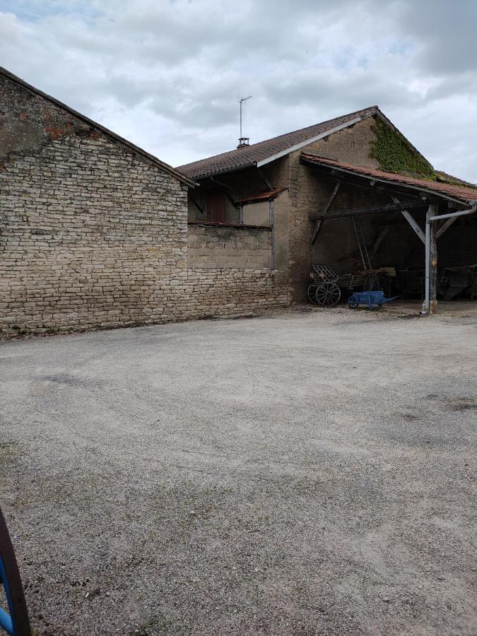 ポン・ド・ヴォー La Ferme Du Grand Faubourg Bed & Breakfast エクステリア 写真